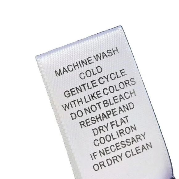 Cable & Gauge Women's Top Size M Short Sleeve Cold Shoulder Grommets Black - Picture 10 of 10